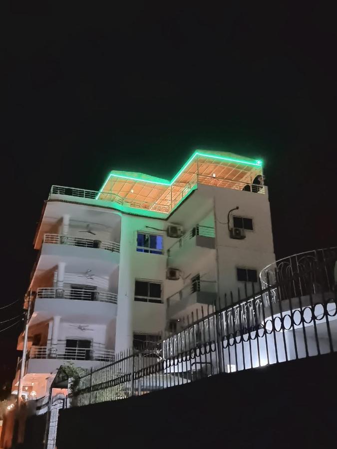Ferienwohnung Nile Diana Luxor Exterior foto